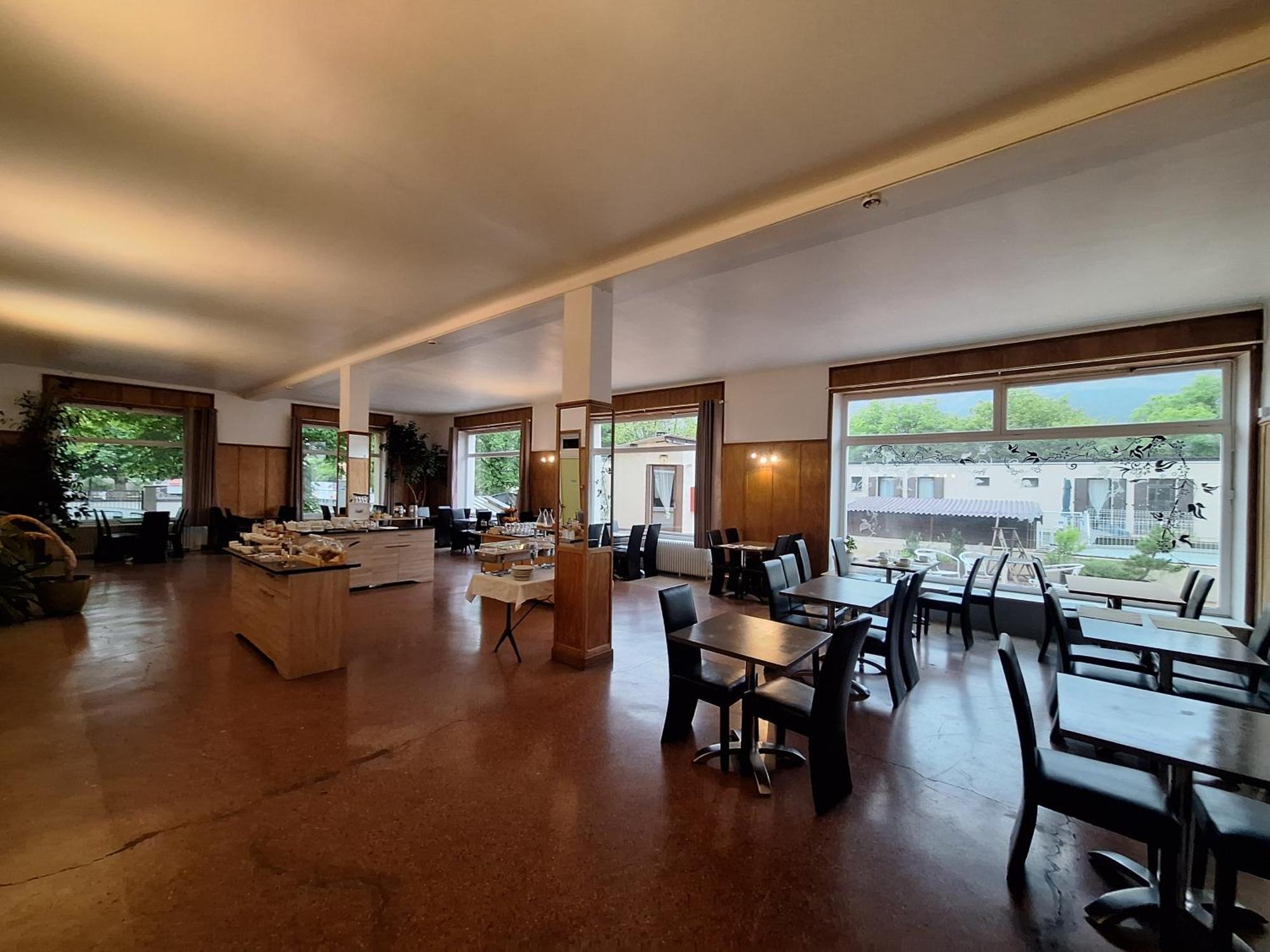 Hotel Le Connetable Saint-Bonnet-en-Champsaur Exterior photo